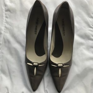 Women’s Shoes
